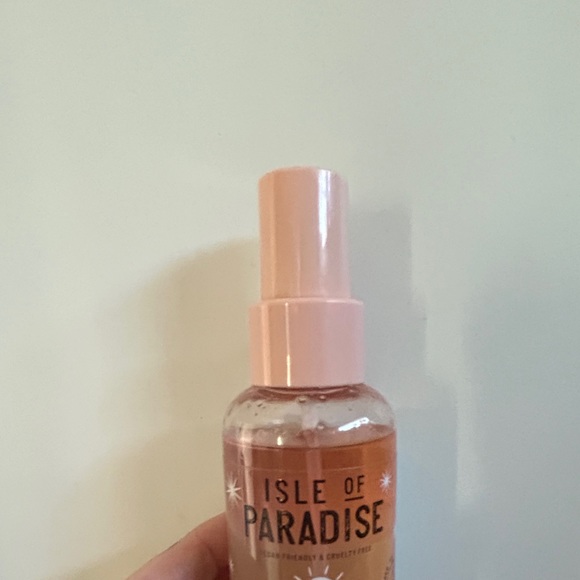 Isle of paradise day dew gradual self tanner mist light. Last price! - Picture 3 of 3